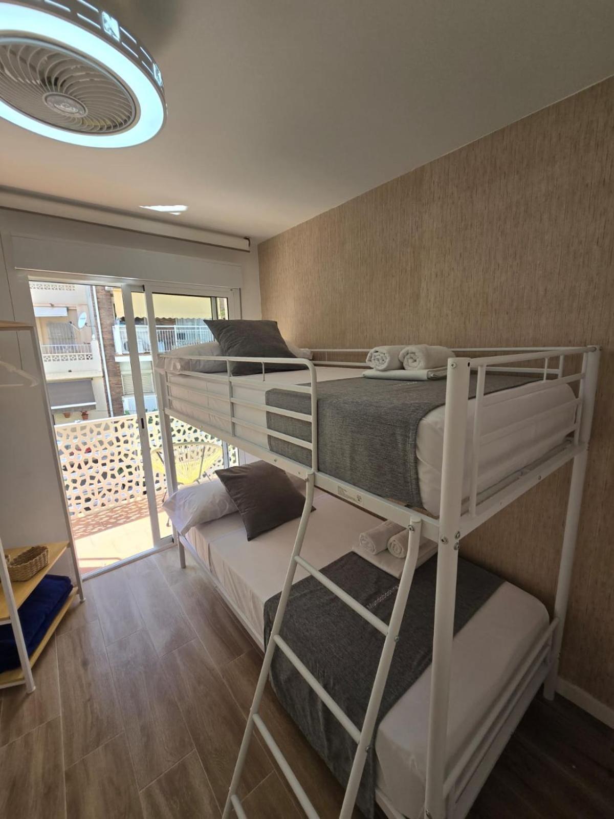 Suites Alameda Centro Levante Benidorm Exterior foto